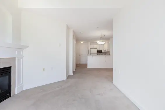 401 960 Lynn Valley Road, North Vancouver For Sale - image 3