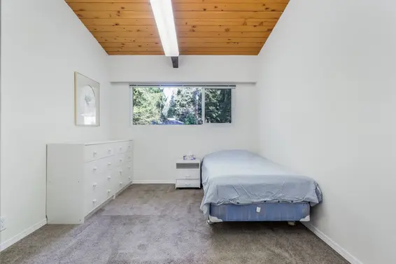 501 West St James Road, North Vancouver For Sale - image 35
