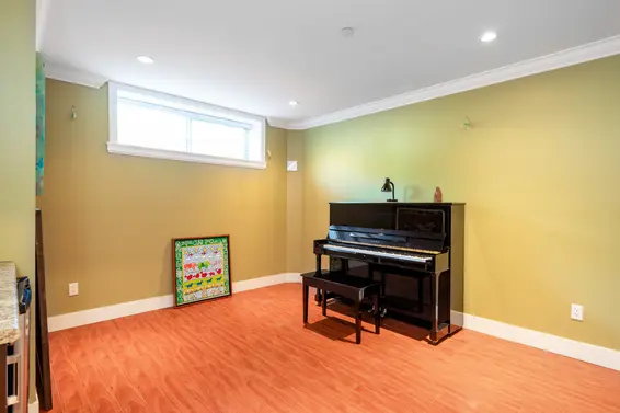 611 West 24th Close, North Vancouver For Sale - image 24