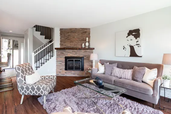 Living Room - 1050 Lillooet Road, North Vancouver  