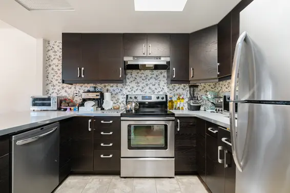 2040 Sandown Place, North Vancouver For Sale - image 38