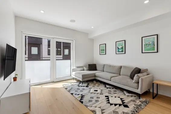 129 649 East 3rd Street, North Vancouver For Sale - image 16