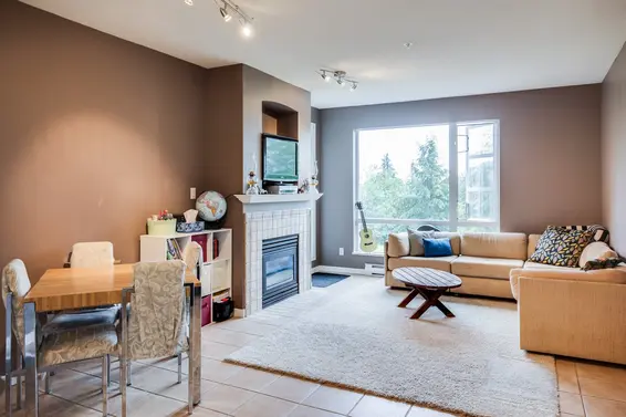 Dining Room/Living Room  