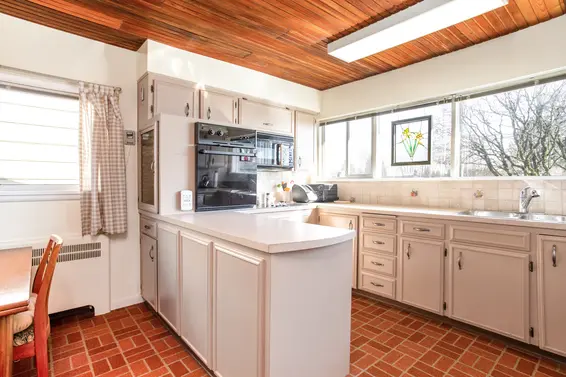 Kitchen 3  - 502 East 18th Street, North Vancouver  