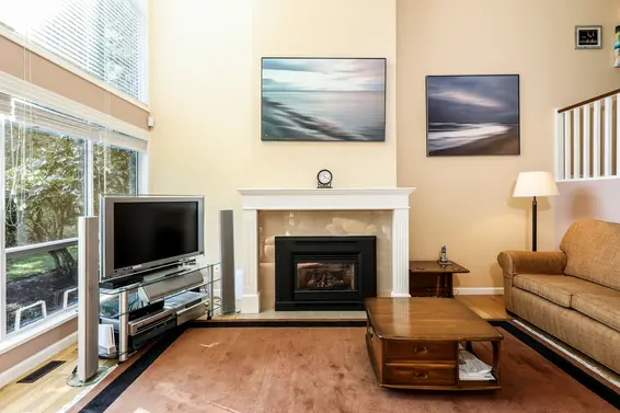 Living Room - 5-1001 Northlands Drive  