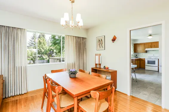 Dining Room - 3490 Institute Road  