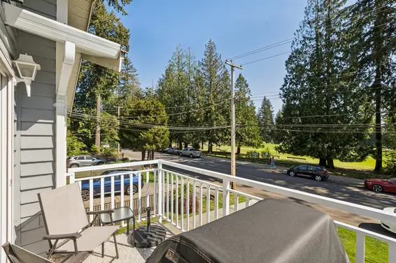 1678 Depmsey Road, North Vancouver For Sale - image 11