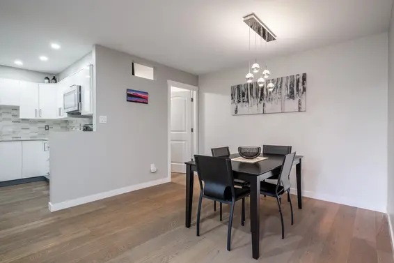 2105 33 Chesterfield Place, North Vancouver For Sale - image 10