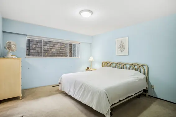 2541 Hyannis Point, North Vancouver For Sale - image 19