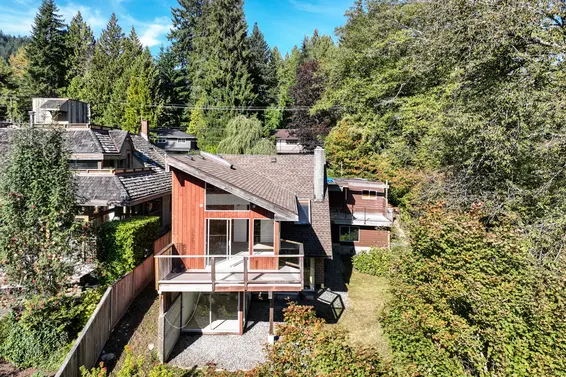 1491 Dempsey Road, North Vancouver For Sale - image 3