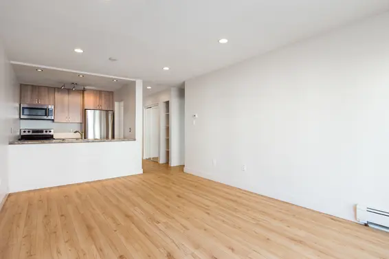 Living Room 4 - 307-360 East 2nd Street, North Vancouver  