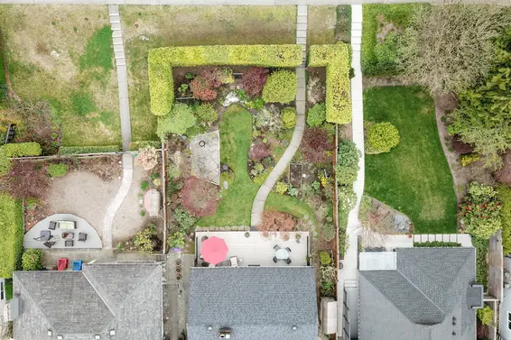 515 E 19th Street, North Vancouver - lot overview 2  