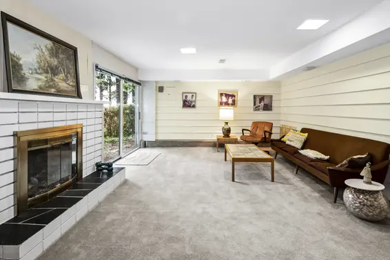 693 East Kings Road, North Vancouver For Sale - image 34
