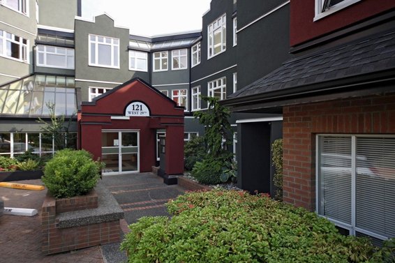 212-121 W 29th Street, North Vancouver
