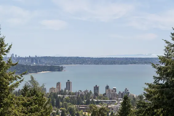 8 2206 Folkestone Way, West Vancouver For Sale - image 32
