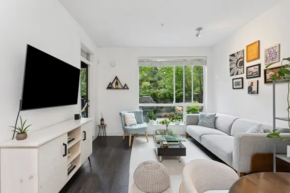 123 723 West 3rd Street, North Vancouver For Sale - image 1