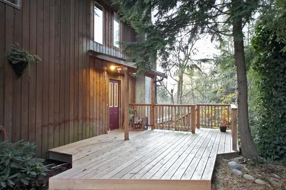 Deck  