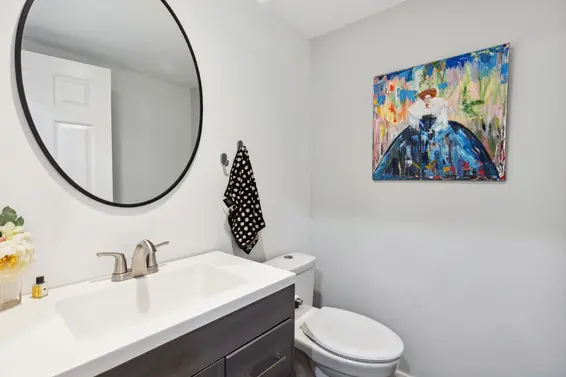 1585 Bowser Avenue, North Vancouver For Sale - image 13