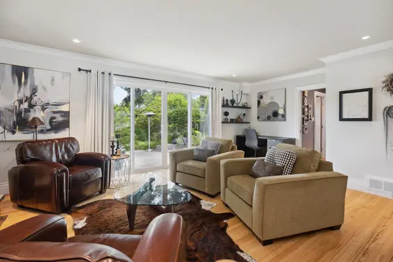 4081 Ruby Avenue, North Vancouver For Sale - image 7