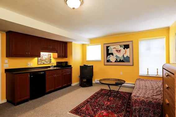 Rec room - 3791 Regent Avenue  