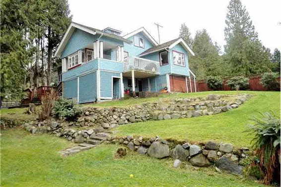 389 East Windsor Road, North Vancouver