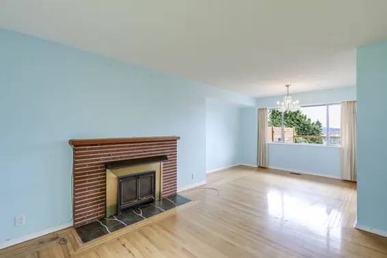 1043 Whitchurch Street, North Vancouver For Sale - image 6