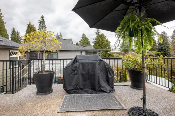 515 East 19th Street, North Vancouver - deck 4  