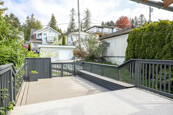 Deck - 312 East 27th Street, North Vancouver  