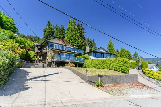 1070 Chamberlain Drive, North Vancouver For Sale - image 63