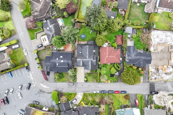 3476 Wellington Crescent, North Vancouver For Sale - image 58