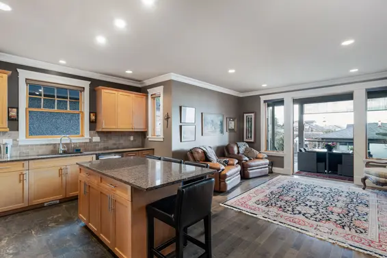 341 East 14th Street, North Vancouver For Sale - image 16