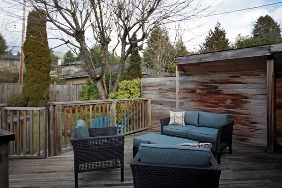 Deck  