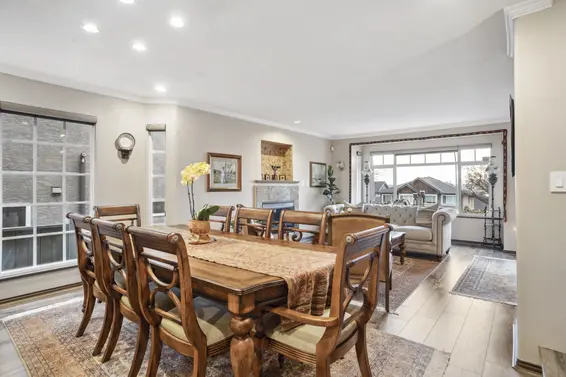 302 East 6th Street, North Vancouver For Sale - image 5