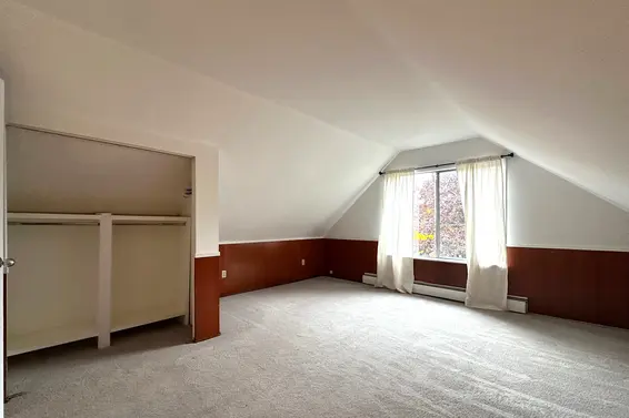 164 East 10th Street, North Vancouver For Sale - image 11