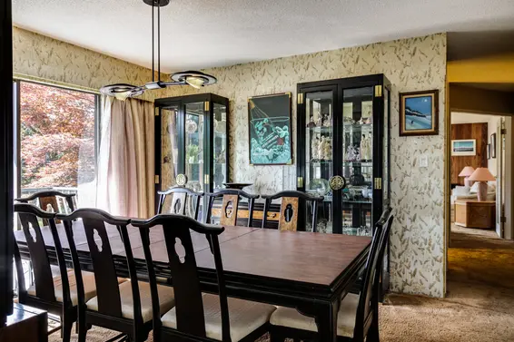 3803 Regent Avenue, North Vancouver For Sale - image 2