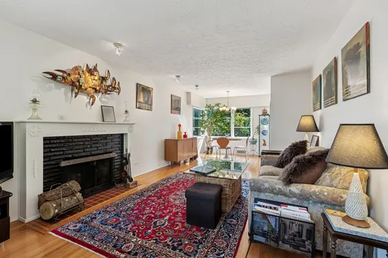 415 West 26th Street, North Vancouver For Sale - image 7