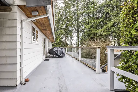 693 East Kings Road, North Vancouver For Sale - image 45