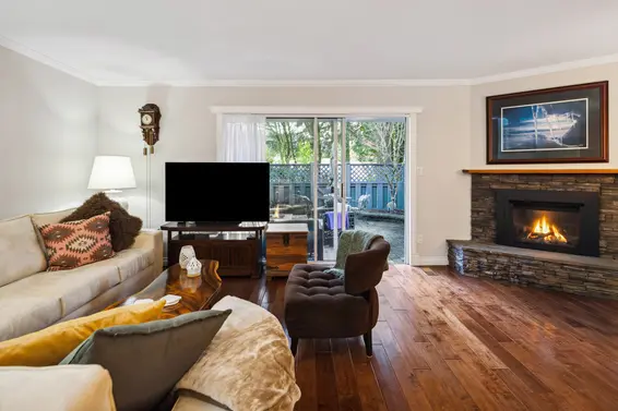 4721 Hoskins Road, North Vancouver For Sale - image 3