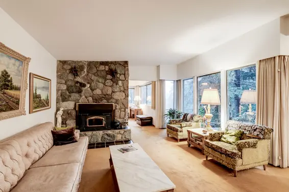 98 Monteray Avenue, North Vancouver  