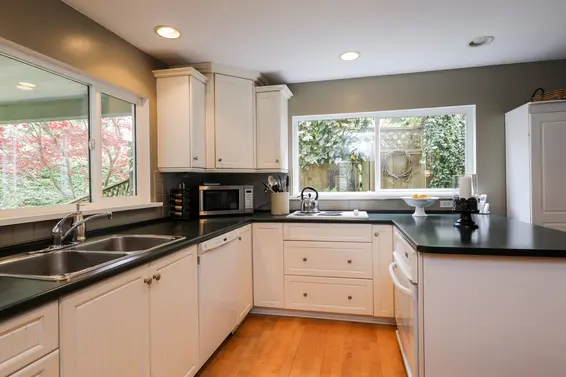 Suite Kitchen - 2203 Hyannis Drive  