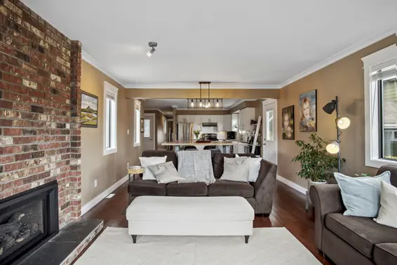 4054 Cummins Place, North Vancouver For Sale - image 18