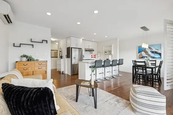 205 East 18th Street, North Vancouver For Sale - image 11