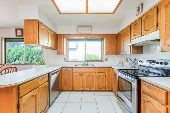 2910 Mary Kirk Place, North Vancouver For Sale - image 7