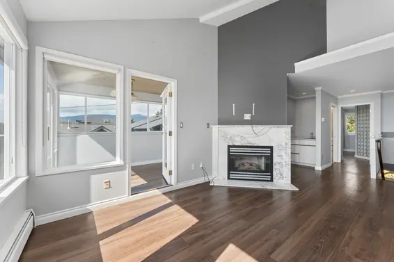 2 221 West 6th Street, North Vancouver For Sale - image 14
