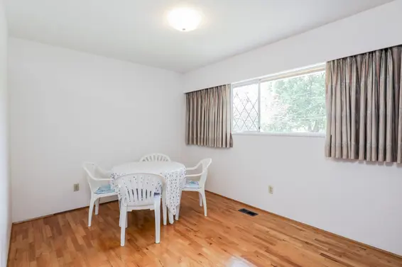 Bedroom - 3490 Institute Road  