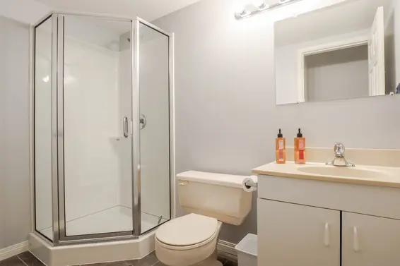 Bathroom - 453 East 16th Street, North Vancouver  