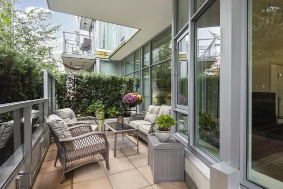 112 185 Victory Ship Way, North Vancouver