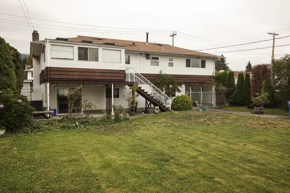 625 East 16th Street, North Vancouver For Sale - image 22