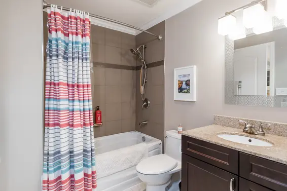 Bathroom - 506-1500 Ostler Court, North Vancouver  