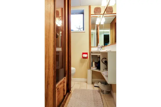 611 East Windsor Road, North Vancouver For Sale - image 19